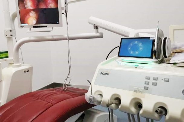 Điều trị nha khoa bằng laser