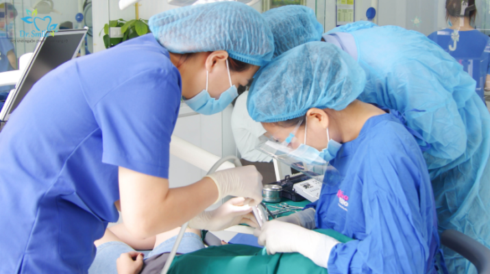 Lựa chọn bác sĩ chuyên khoa sâu về Implant